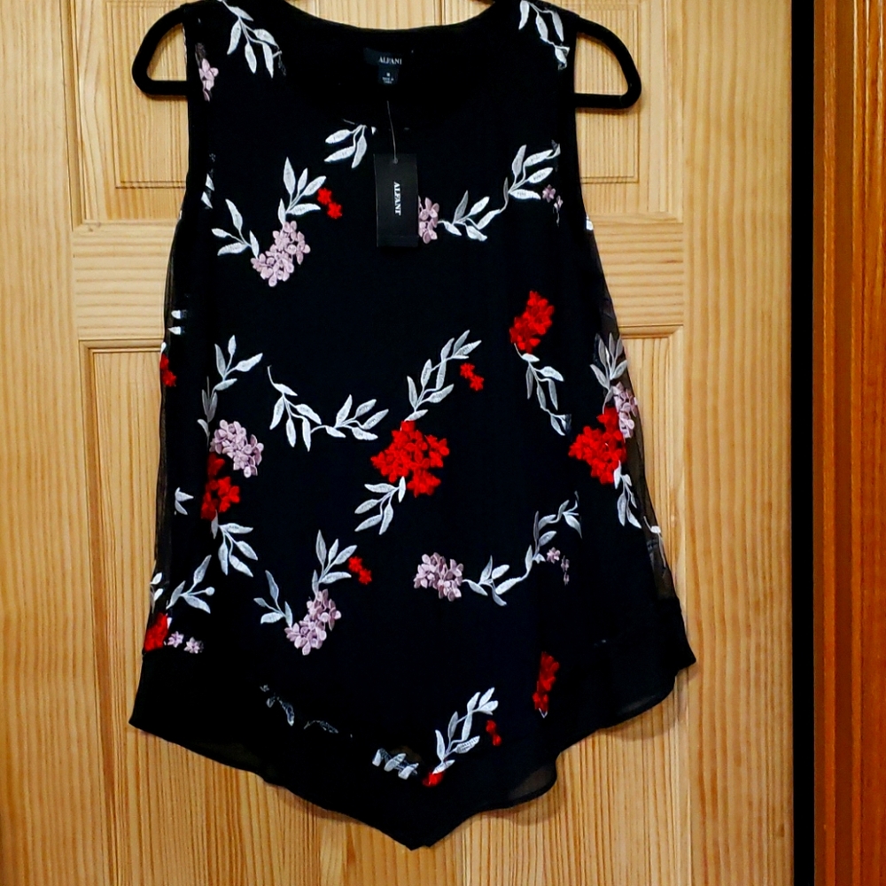 Handkerchief sleeveless top